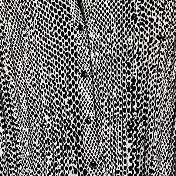 Apt. 9 Womens Button-Down Long-Sleeve Blouse Black & White Animal Print Size l - Picture 3 of 8